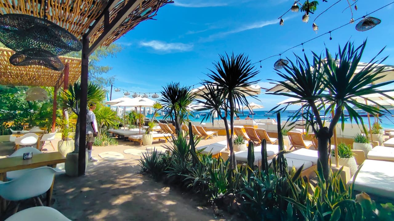 One Day Tour - Experience Tour to Gili Trawangan Island